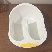 Medela Dual Compartment White and Yellow Container