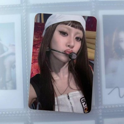 Yunjin m2 spaghetti LE SSERAFIM Photo Card
