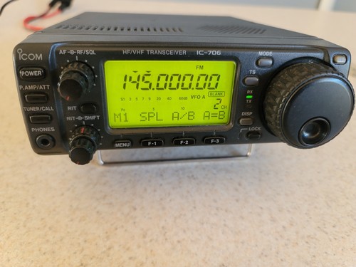 ICOM IC 706 HF VHF TRANSCEIVER - Photo 8/16