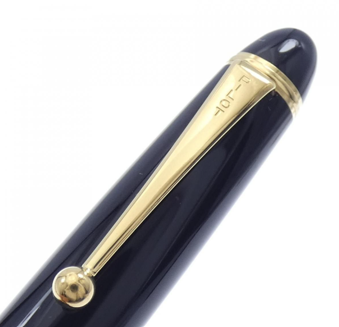 Pilot Custom 743 Black Fountain Pen 14K Gold Nib Luxury Writing