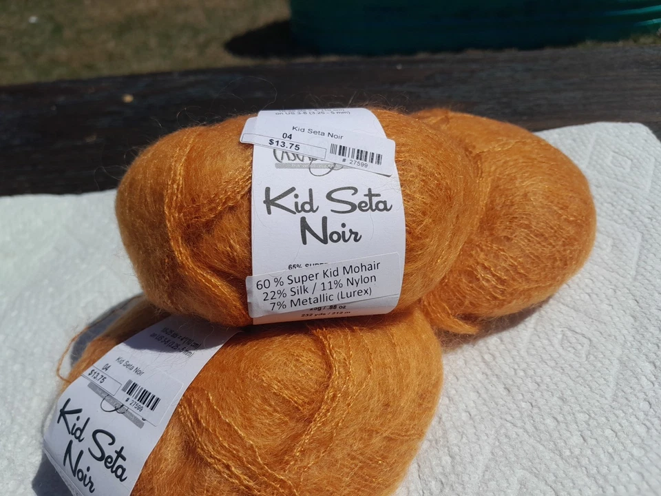 Kid Seta Noir By Cascade Yarns Inc Shade# 4. Lote de 4 - Imagem 2 de 4