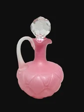 Elegant “Quilted” Pink Satin Hand-Blown Art Glass Vintage Cruet w/ Stopper