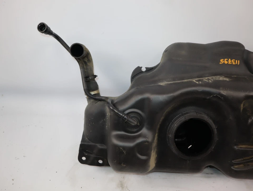 Reservoir carburant occasion RENAULT TWINGO II Phase 1 - 1.5 DCI 75ch - - Imagen 2 de 4