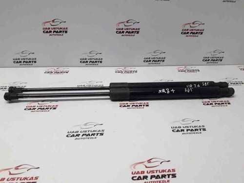 VW GOLF VIII CD1 Heckklappe Gasdruckfeder links 1K6827550D 1.90 Diesel 31402448