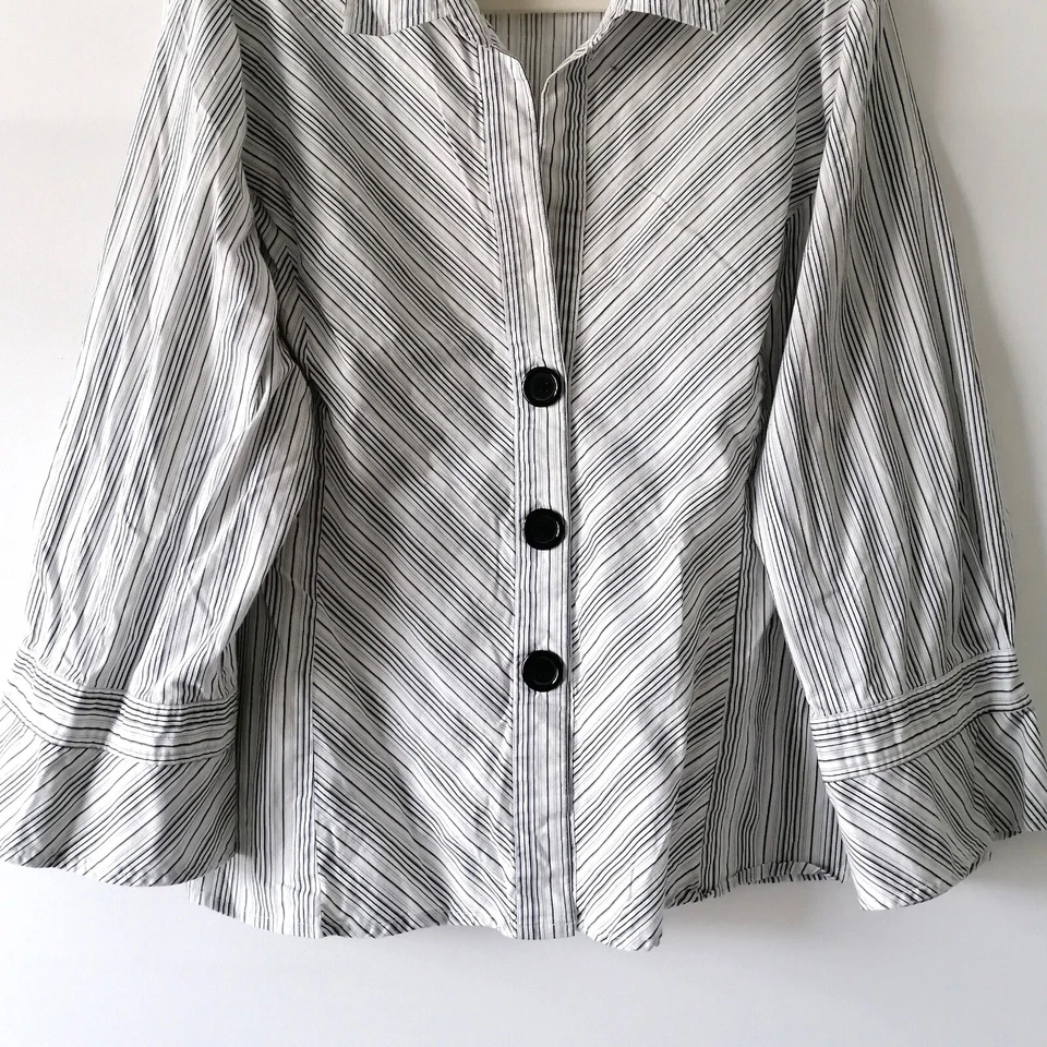 Camisa Spencer Jeremy Mujer Blanca Manga Larga Cuello Rayas Talla Plus 2X Foto 3 de 4