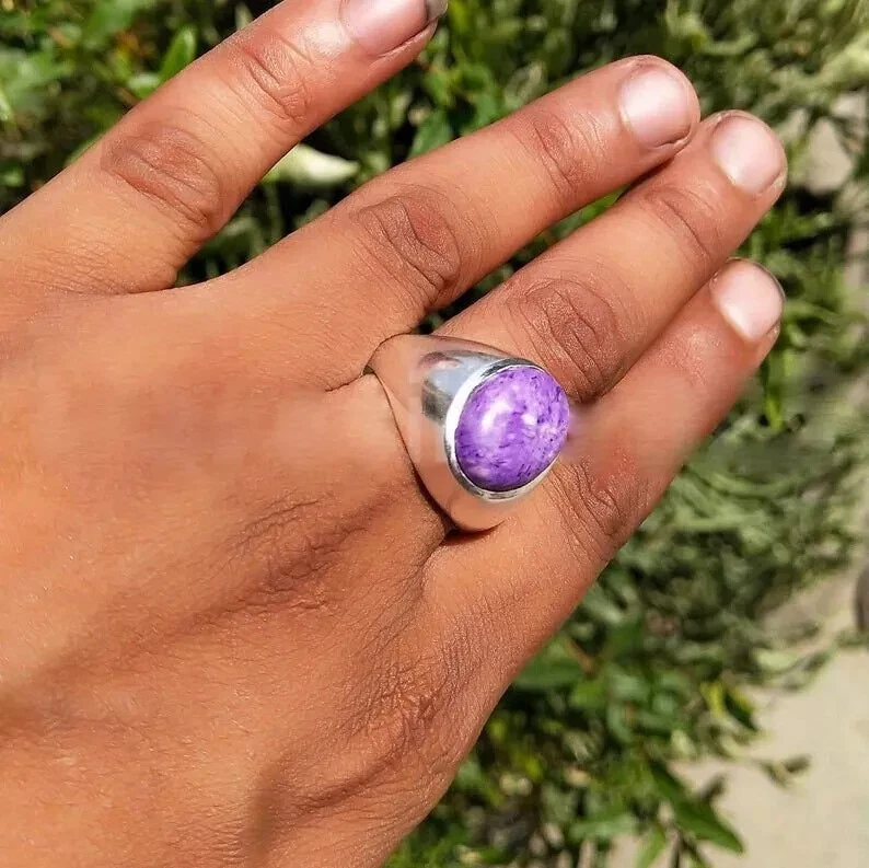 天然 Charoite 紫色 925 纯银椭圆形宝石戒指 G5 — 第 3/4 张图片