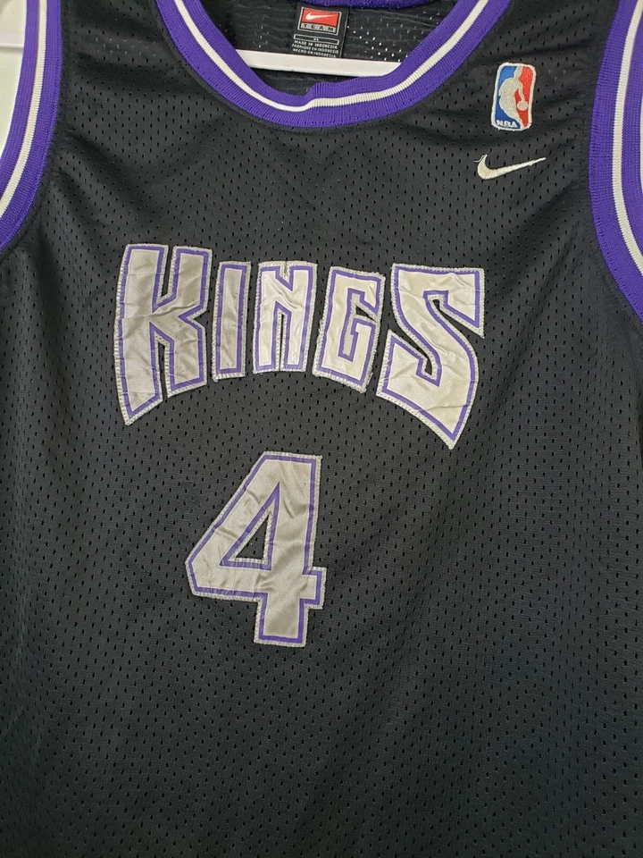 (M5) Camiseta deportiva vintage Nike Sacramento Kings Chris Webber #4 juvenil XL negra NBA Foto 3 de 4