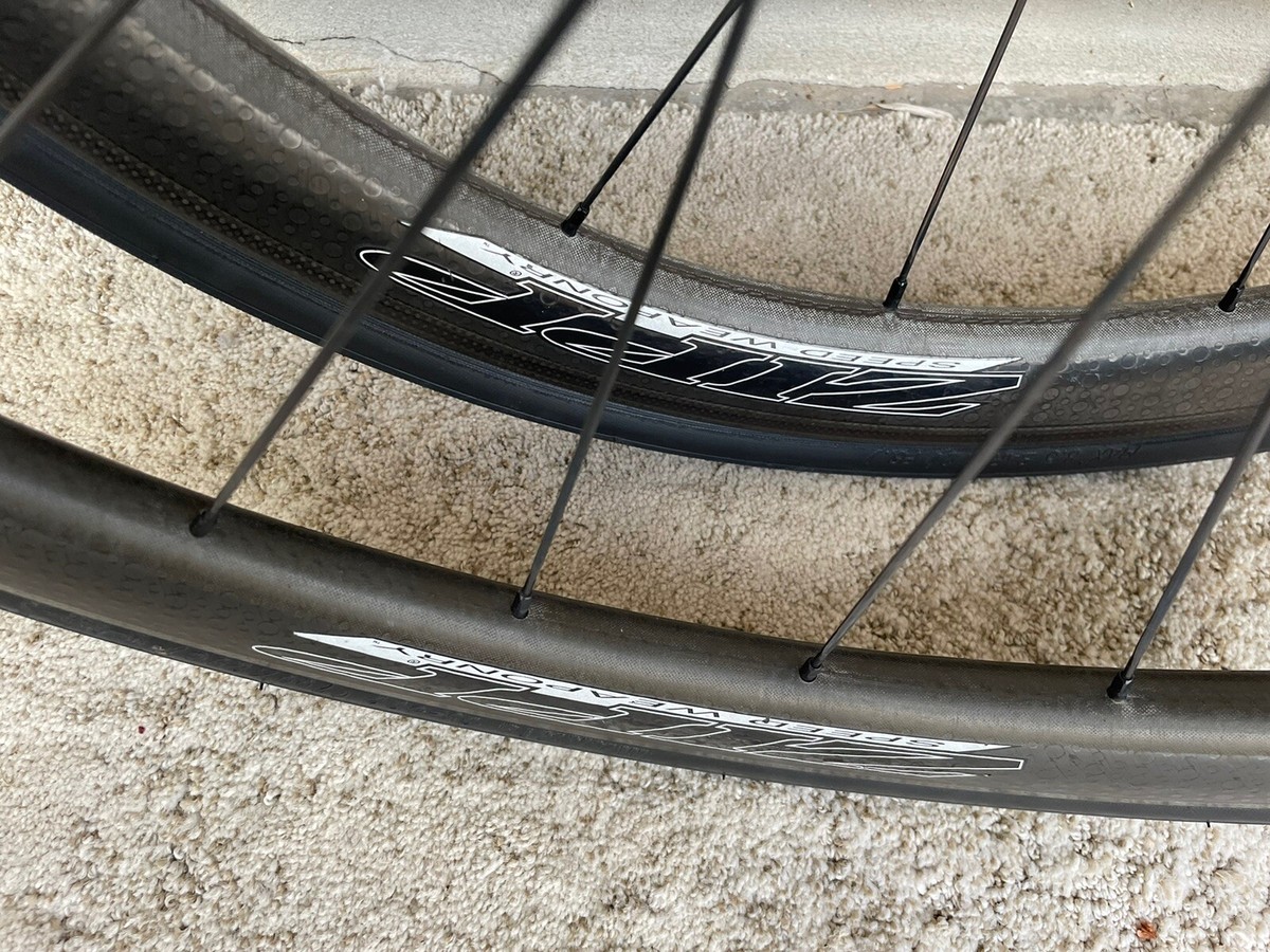 Zipp 303 Firecrest Road Bike Rim Brake Carbon Clincher Zipp 303 Firecrest Road Bike Rim Brake Carbon Clincher