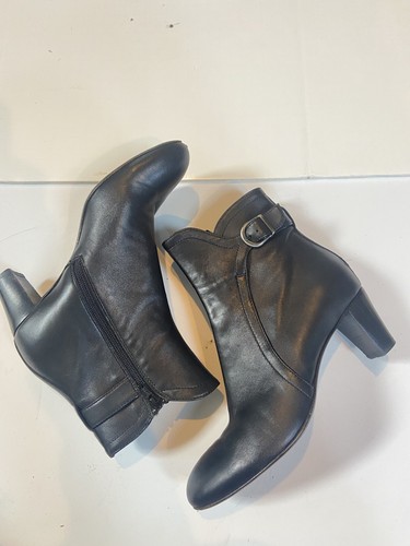 AGL Ankle Boots Booties Shoes Womens Size 38 EU 8 US Black Leather Zip Up - Picture 2 of 8