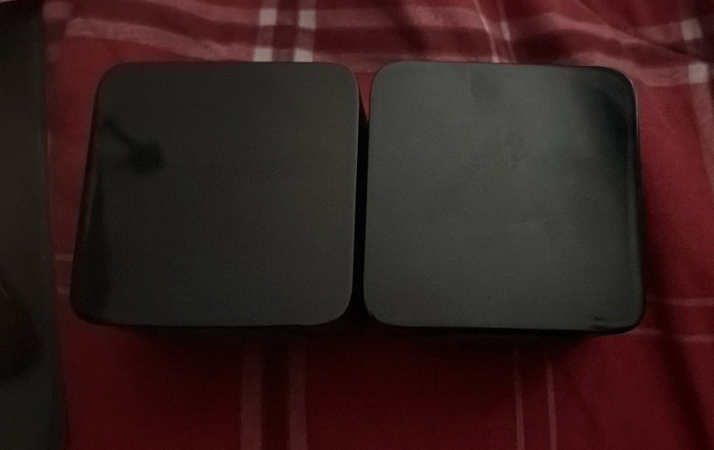 HTC 2x 1.0 Base Stations+Plugs (WORKING)