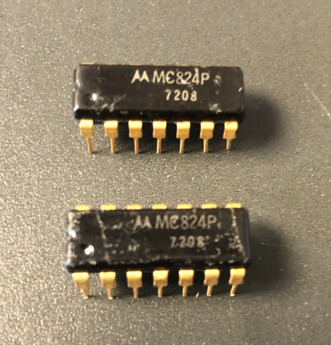 IC Motorolla MC824P. Qty.2