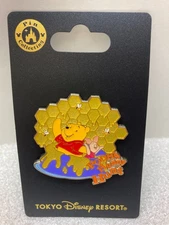 Tokyo Disney Resort Winnie the Pooh Pin 2025 Piglet  Pooh's Hunny Hunt