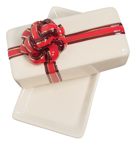 Covered Butter Dish with Detailed Holiday Ribbon Motif Ceramic - Picture 2 of 5