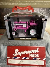 Spec Cast 1/16 Pink Minneapolis Moline G840 Open Station Tractor with Wide Front