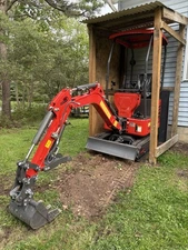 HUAYEE Mini Excavator 1.4 Ton Tracked Digger 13.5HP B&S EPA Gas Engine