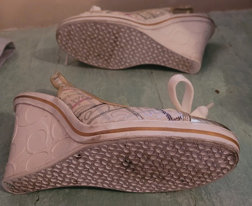 Vintage 1990s Emilanna Gold Plaid slingback wedge sneakers by Coach sz 6.5 - Picture 12 of 13