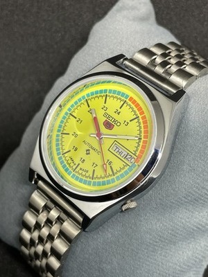 Vintage Refurbished Seiko 5 Automatic Day/Date Japan Made Men's Wrist Watch 