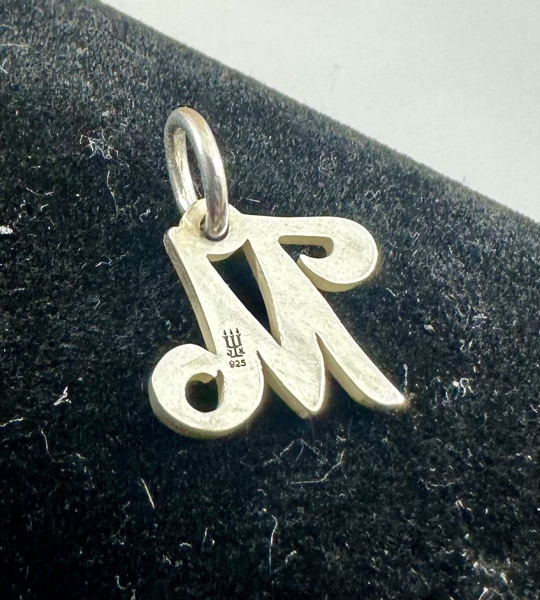 JAMES AVERY Sterling Silver Cursive Script Initia… - image 4