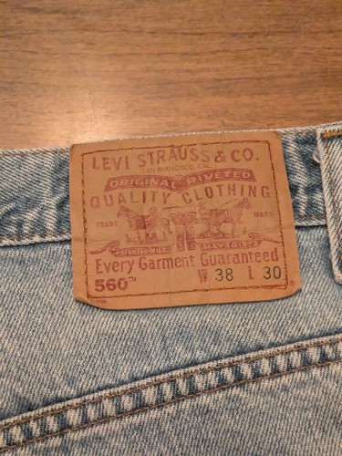 Vintage Levis 560 Jeans Mens 36x30 Blue Light Wash Cotton Comfort Tapered Denim - Picture 7 of 11