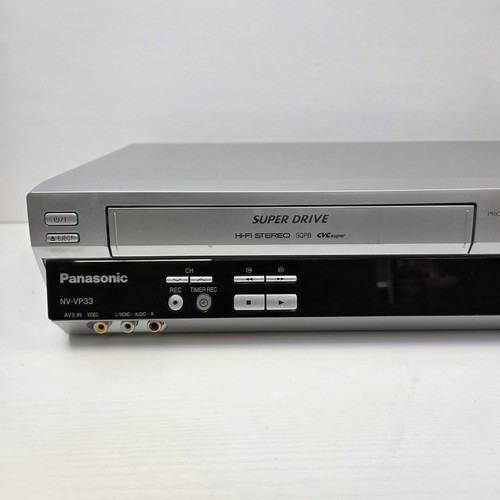 Panasonic NV-VP33 Lettore DVD Lettore VHS Registratore VCR con SCART e Telecomando - Foto 4 di 23