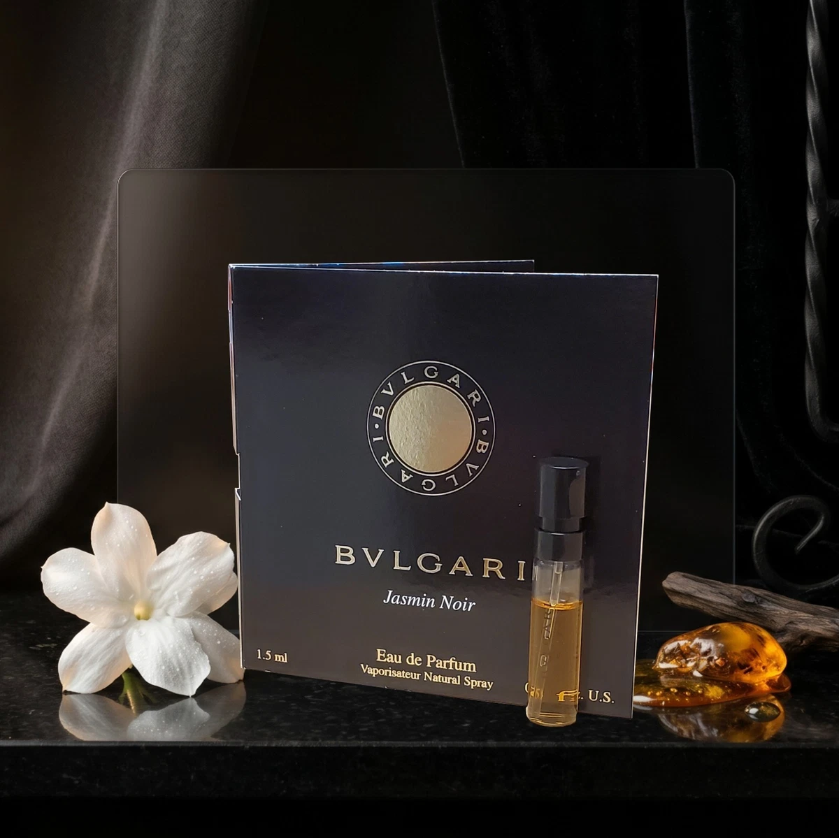 BVLGARI JASMIN NOIR 香水セット（箱付き） Bvlgari Mon Jasmin Noir 0.84 oz / 25 ml EDP Women Spray & Satin