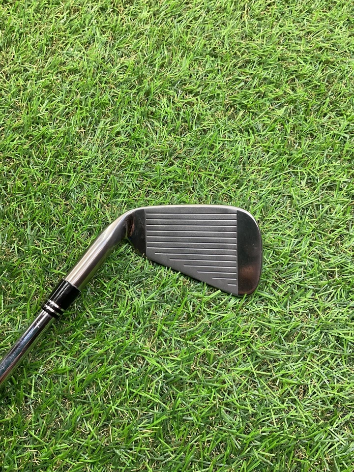 Lynx Parrallax 7 Iron - Image 2 of 4