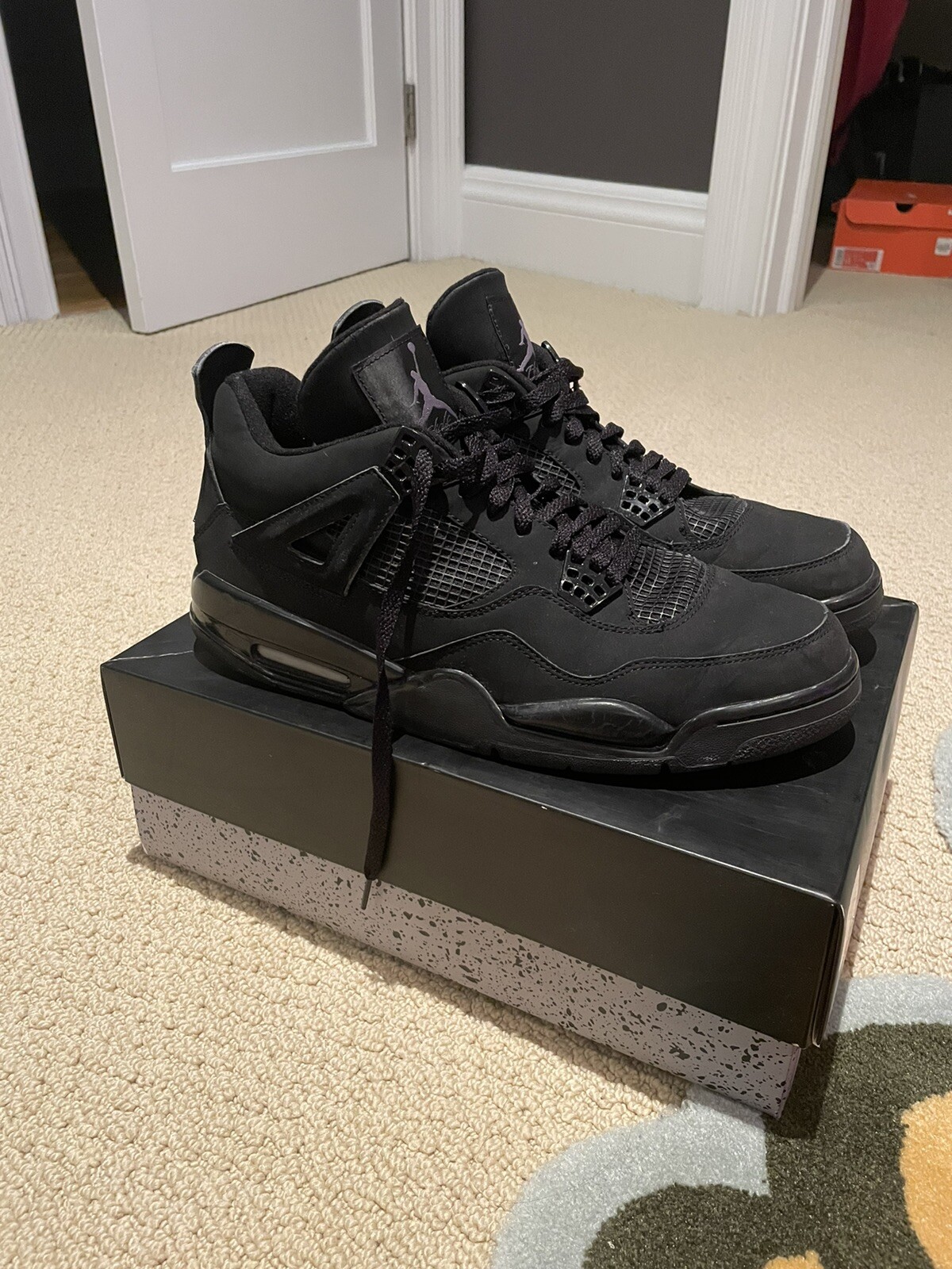 black cat 4s og