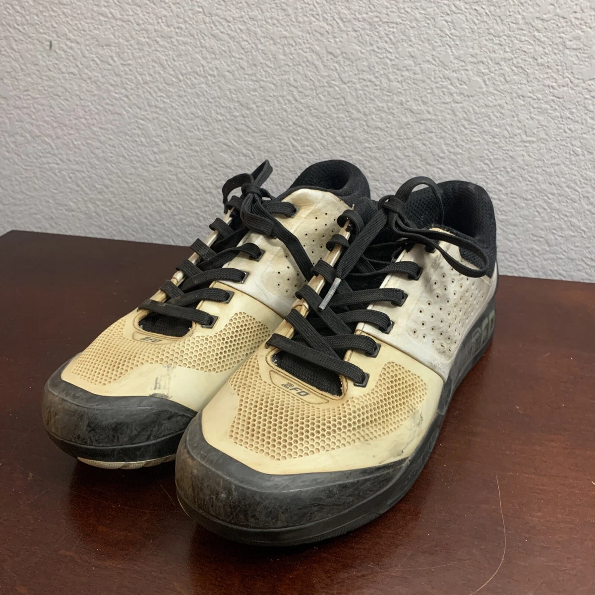 specialized 2fo white