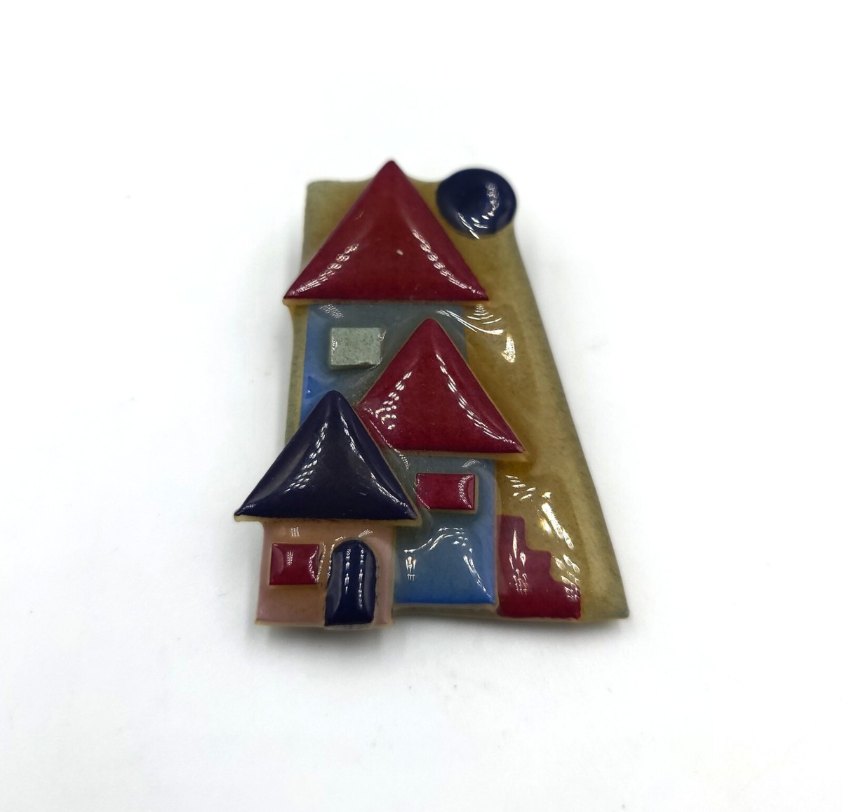 Vintage House Pins by LUCINDA 3D Pins Cute Houses Modern Home View 2