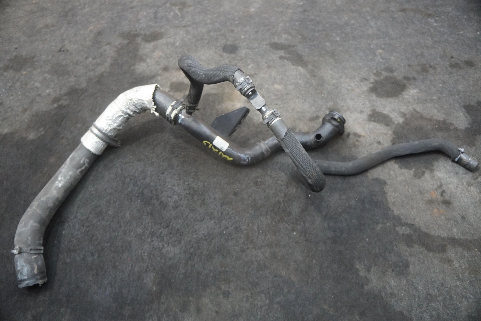 Left Water Radiator Cooling Pipe Hose Tube 470121051A Lamborghini Aventador 2015