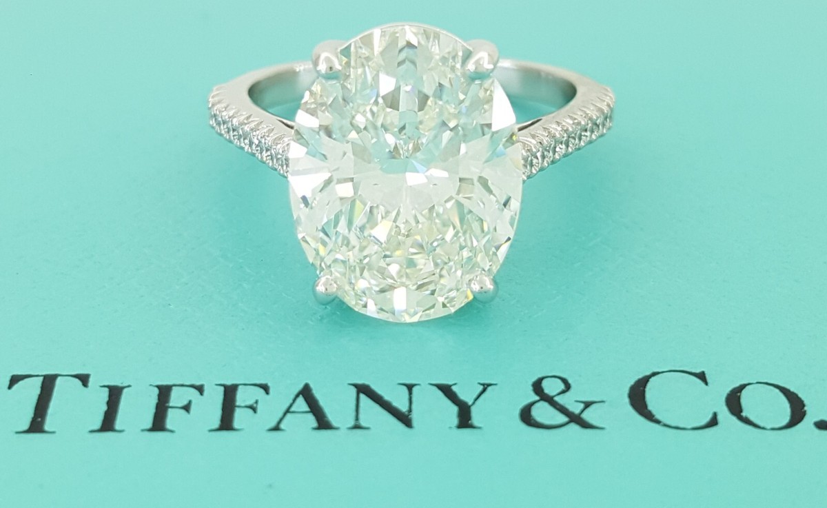 Tiffany Co Novo Oval Diamond Engagement Ring ct Platinum