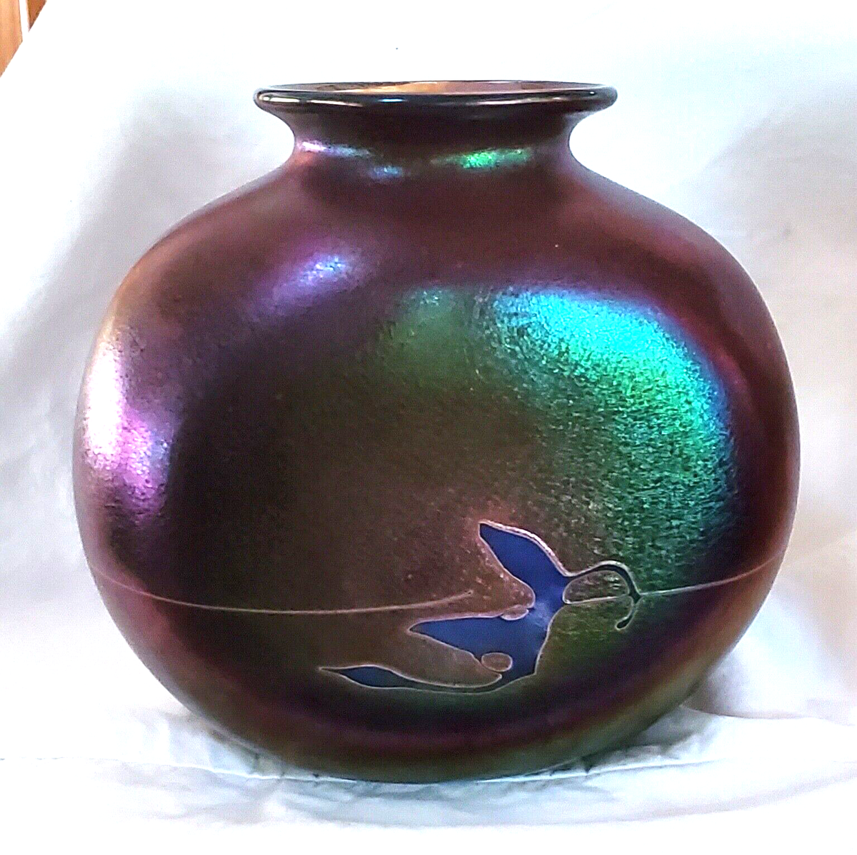 Robert Held Art Glass AMETHYST VASE 7.25