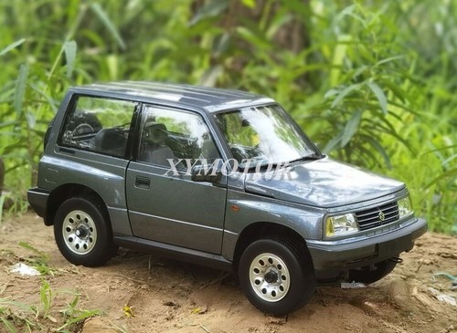 DORLOP 1/18 Suzuki Vitara Escudo Diecast Car Model SUV Toys Gifts White/Gray/Red - Picture 15 of 18