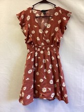Forever 21 Short Red Flutter Sleeve Dress Daisy Print womens sz M