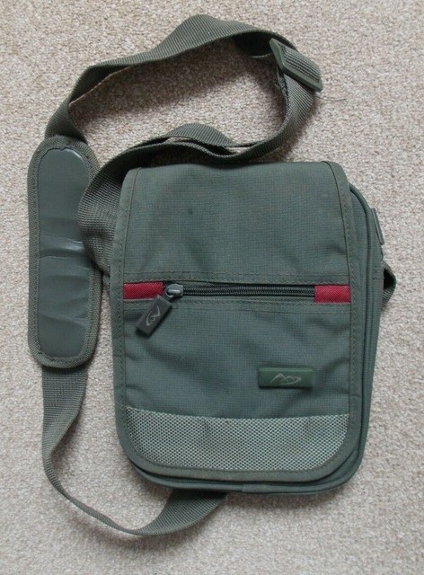 Khaki - Travel/Phone/Organiser Shoulder Bag - 3 Zip Compartments - 9" x 7" Khaki - Travel/Phone/Organiser Shoulder Bag - 3 Zip Compartments - 9" x 7"