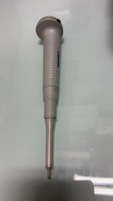 エッペンドルフ 0.5-10uL ピペット Eppendorf Reference 0.5-10uL Pipette Single Channel | eBay