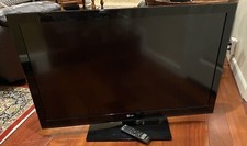 LG 42 TV - NEW