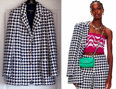NEW CHANEL 21P ECRU NAVY BLUE MULTICOLOR CC BUTTONS HOUNDSTOOTH