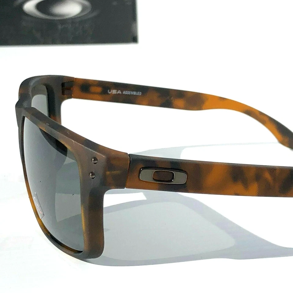 NEW* Oakley HOLBROOK Matte Tortoise PRIZM Black Iridium Sunglass 9102-F4 - Image 4 of 4
