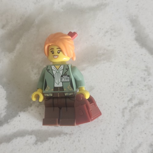 Lego 2017 Minifigure Series 71019 The Ninjago Movie #9 Misako - Picture 4 of 4