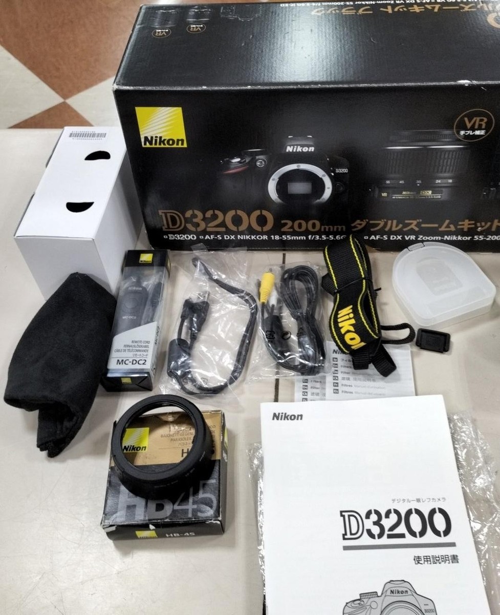 NIKOND3200 ダブルズーム Amazon | Nikon デジタル一眼レフカメラ D3200 200mmダブル