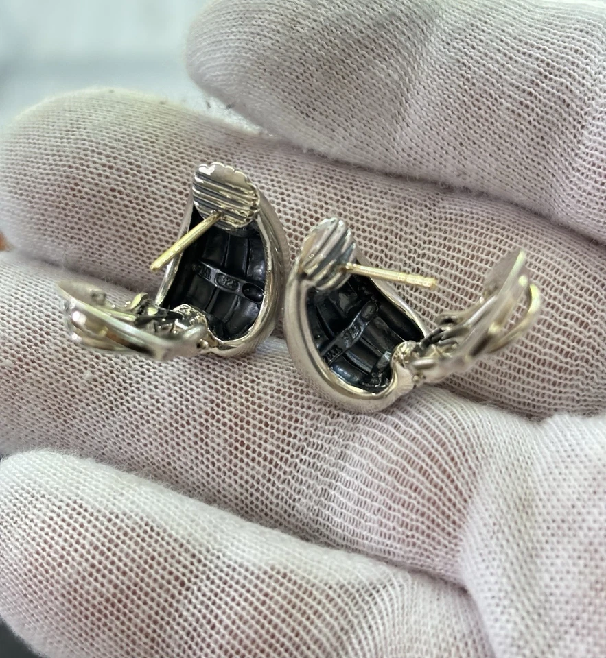 David Yurman Thoroughbred Huggie Hoop Earrings 0.75" - Image 3 of 4