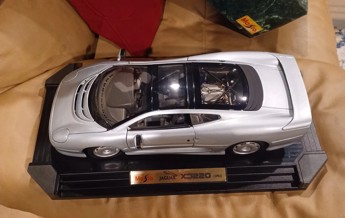 ミニカー Maisto JAGUAR XJ220 1992 1:12 Preços baixos em Maisto Jaguar 1:12 Veículos de brinquedo e de