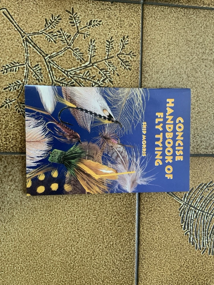 Umpqua Deluxe Fly Tying Kit Fly Fishing w/ Tools, Materials, Hooks, Vise, Instr. - Image 4 of 4