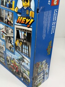 LEGO CITY: Police Station Playset 60047 New 854 Pcs Factory Sealed Ages 6-12