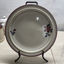 Epoch Harmony 165 10 3/8" Dinner Plate Red Flowers/Red & Blue Bands