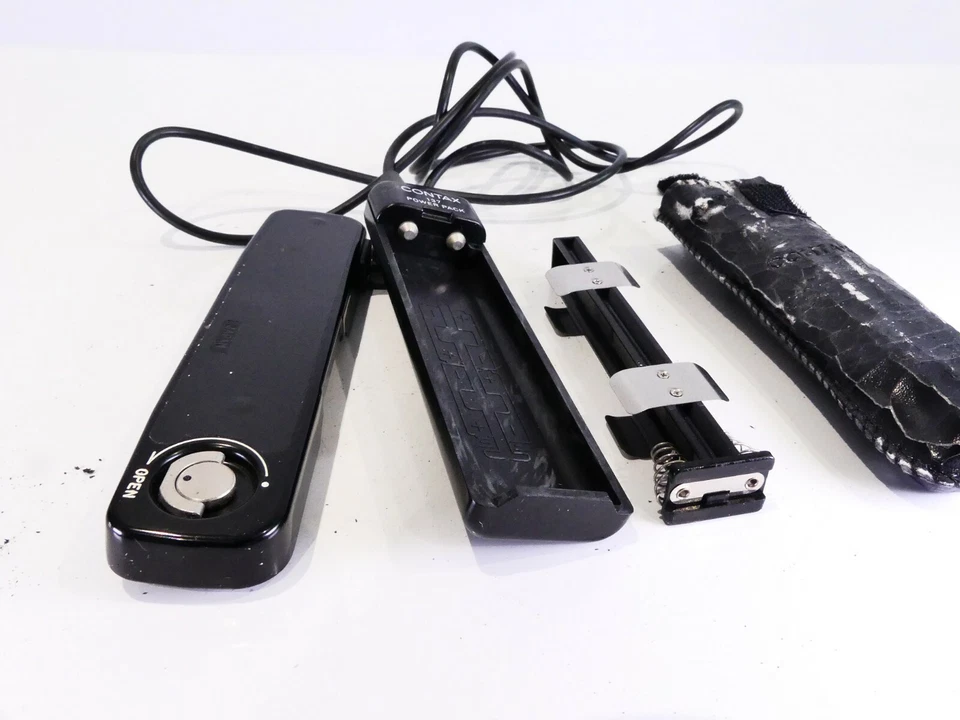 CONTAX 137 POWER ADAPTER AND CONTAX 137 POWER PACK  *F15 - Image 2 of 3