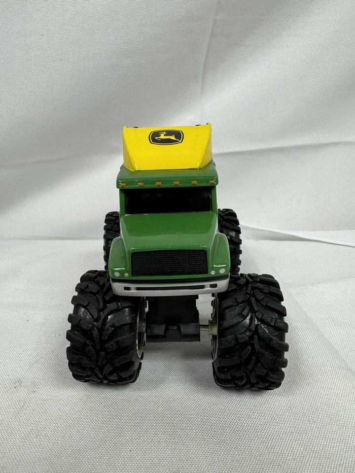 Semirremolque Ertl John Deere Monster Treads verde (LDC4) Foto 3 de 4