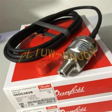 1PCS NEW Danfoss AKS33 060G3858 pressure transmitter