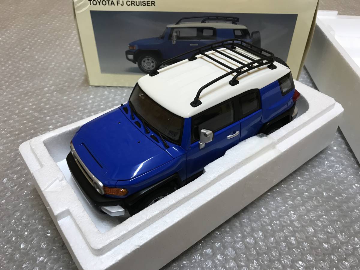 AutoArt 1/18 Toyota FJ Cruiser Blue FJ GSJ15W GSJ15 BF